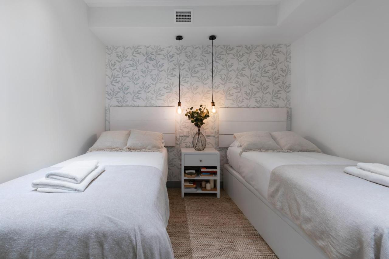 2 Bedrooms 1 Bathroom Furnished - Justicia - Executive Style - Mintystay Madrid Exterior photo