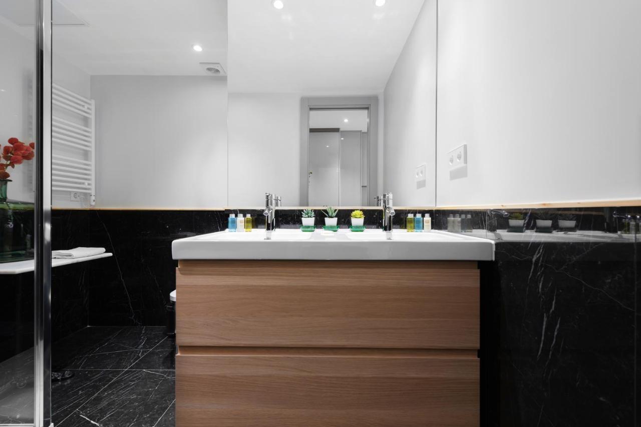 2 Bedrooms 1 Bathroom Furnished - Justicia - Executive Style - Mintystay Madrid Exterior photo